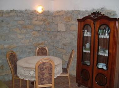 Esszimmer f�r 4 bis 5 Personen