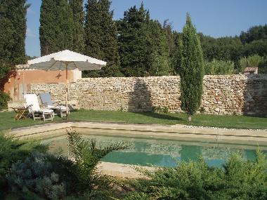 Ferienhaus in Domazan (Vaucluse) oder Ferienwohnung oder Ferienhaus