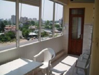 gro�er Balkon mit traumhaftem Panoramablick zum Taurusgebirge