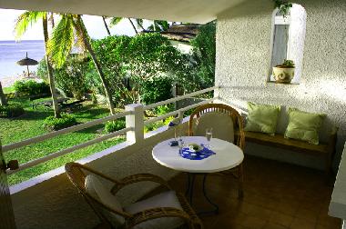 Gro�er Balkon mit Meerblick.