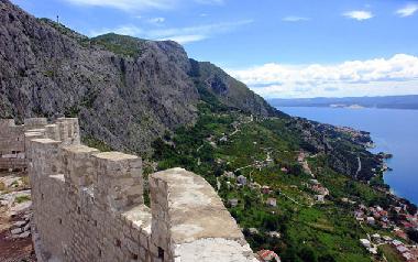 Ferienhaus in Duce bei Omis (Splitsko-Dalmatinska) oder Ferienwohnung oder Ferienhaus