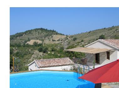 Ferienhaus in le poet sigillat (Vaucluse) oder Ferienwohnung oder Ferienhaus