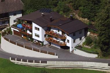 Luftaufnahme unseres Hauses