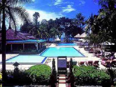 Die Swimmingpools der Anlage