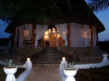 Pension in diani (Eastern) oder Ferienwohnung oder Ferienhaus