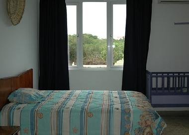 Beds, crib and views