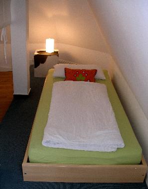 Bett f�r 5./7. Person - Kuscheln unter der Dachschr�ge