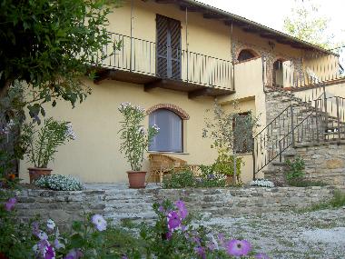 Villa in Bonvicino (Cuneo) oder Ferienwohnung oder Ferienhaus