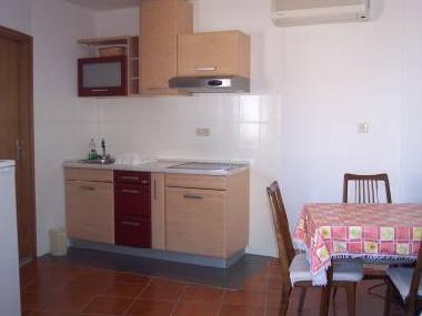 Ferienhaus in makarska-veliko brdo (Splitsko-Dalmatinska) oder Ferienwohnung oder Ferienhaus