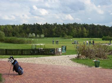 Im Ort Golfplatz der Golfakademie