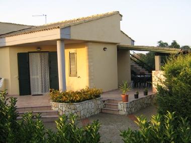 Ferienhaus in Cefalu--Campofelice Rocc (Palermo) oder Ferienwohnung oder Ferienhaus
