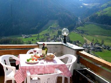 S�dtiroler Jause mit dem Blick - Pension Mairhof