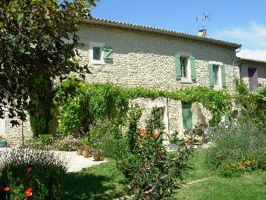 Pension in Coustellet (Vaucluse) oder Ferienwohnung oder Ferienhaus