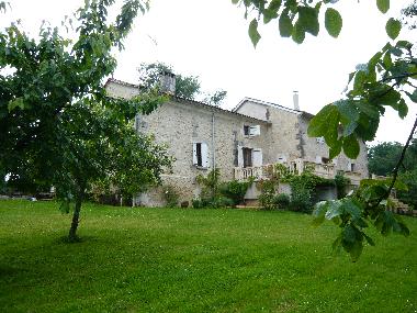 Ferienhaus in Riberac (Dordogne) oder Ferienwohnung oder Ferienhaus