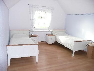 Schlafzimmer mit 2 Einzelbetten