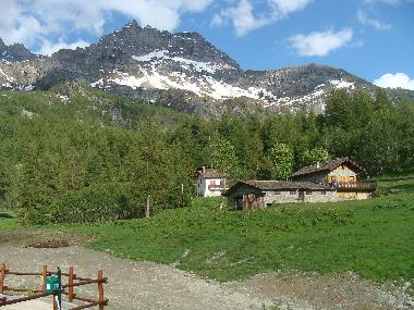Ferienwohnung in valtournenche (Valle d'Aosta/Vall�e d'Aoste) oder Ferienwohnung oder Ferienhaus
