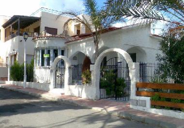 Chalet in POZO DEL ESPARTO (Granada) oder Ferienwohnung oder Ferienhaus
