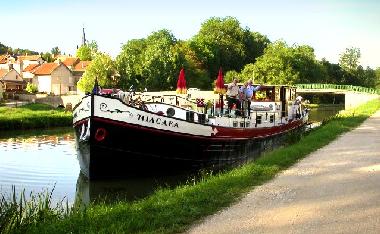 Boot in Gissey-sur-Ouche (Cte-d'Or) oder Ferienwohnung oder Ferienhaus