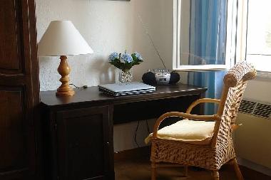 gem�tliche Arbeitsecke im Schlafzimmer