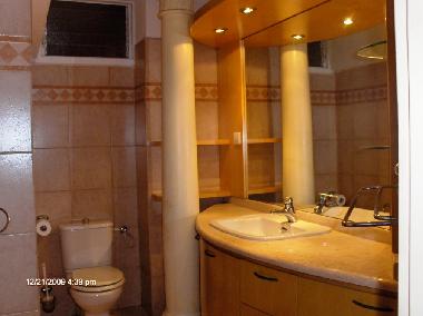 Badezimmer mit Badewanne