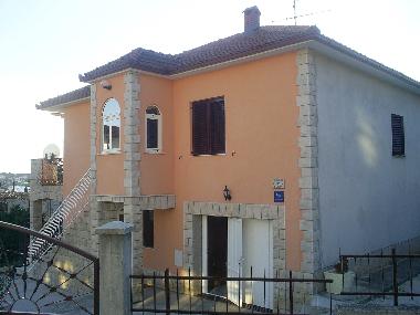 Ferienhaus in Okrug Gornji (Splitsko-Dalmatinska) oder Ferienwohnung oder Ferienhaus