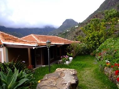 Hotel in HERMIGUA (La Gomera) oder Ferienwohnung oder Ferienhaus
