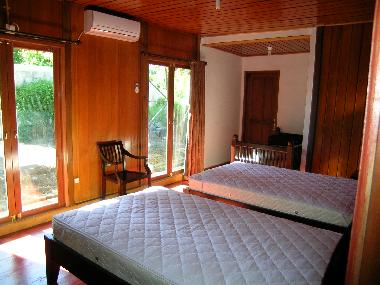 Villa in MANADO (Sulawesi Utara) oder Ferienwohnung oder Ferienhaus
