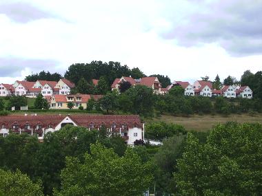 Die Dorfanlage mit Haupthaus.