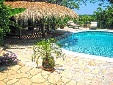 Poolbar