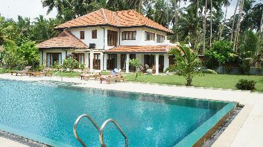 Villa in Wadduwa (Kalutara) oder Ferienwohnung oder Ferienhaus