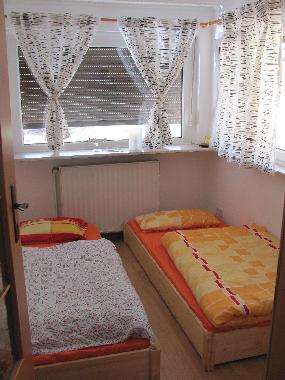 2. Schlafzimmer