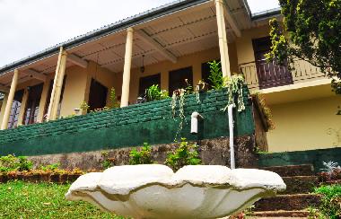 Villa in Kandy (Kandy) oder Ferienwohnung oder Ferienhaus