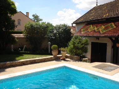 Pool mit Garten