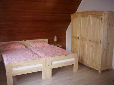 Schlafzimmer mit Doppelbett