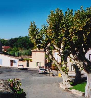 Ferienhaus in Robion (Vaucluse) oder Ferienwohnung oder Ferienhaus