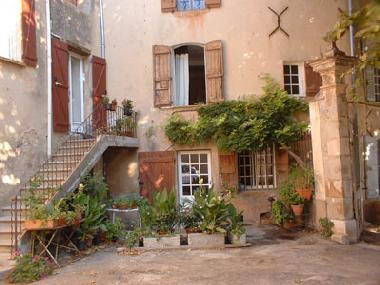 Pension in SOLLIES-PONT (Var) oder Ferienwohnung oder Ferienhaus