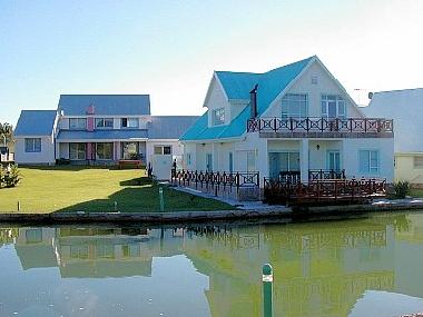 grosse Freifl�che direkt am Haus