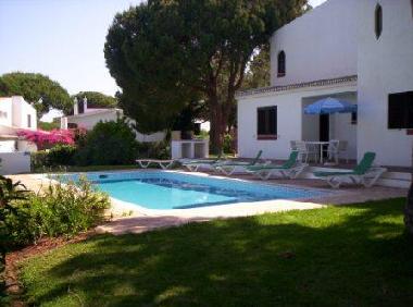 Ferienhaus in Vilamoura (Algarve) oder Ferienwohnung oder Ferienhaus