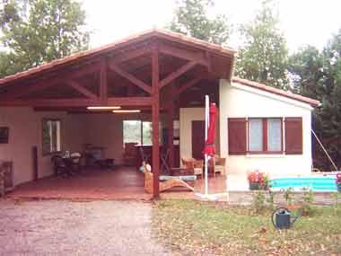 Chalet in Laroque-Timbaut (Lot-et-Garonne) oder Ferienwohnung oder Ferienhaus
