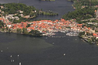 Ferienwohnung in Waren (Mecklenburgische Seenplatte) oder Ferienwohnung oder Ferienhaus