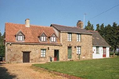 Ferienhaus in St Simione (Orne) oder Ferienwohnung oder Ferienhaus