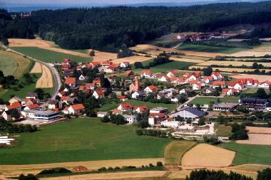 Luftbild, Teilansicht Schwend