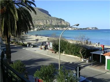 Ferienwohnung in Palermo-Mondello (Palermo) oder Ferienwohnung oder Ferienhaus