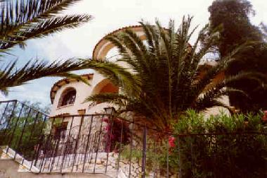 Ein Spaziergang durch den Garten am Hang