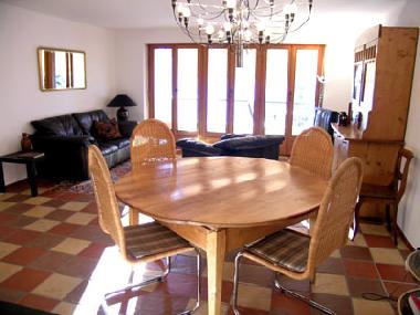 Sehr gepflegtes und grossz�giges Interior