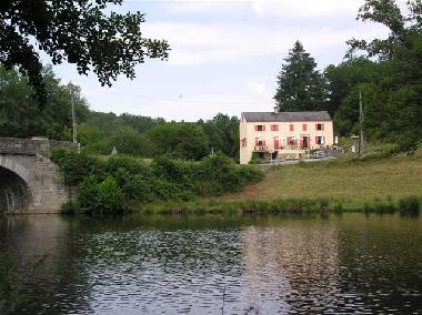 Ferienwohnung in Busseau-sur-Creuse (Creuse) oder Ferienwohnung oder Ferienhaus