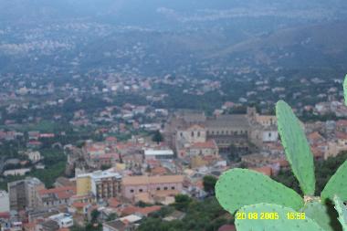 Ferienhaus in 1.200.000 (Palermo) oder Ferienwohnung oder Ferienhaus