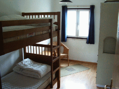 Schlafzimmer 2 (2 Personen)
