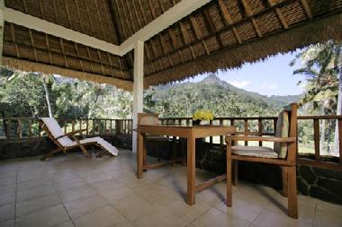 Terrasse mit Ausblick im 1. Stock Villa Manuk Batu