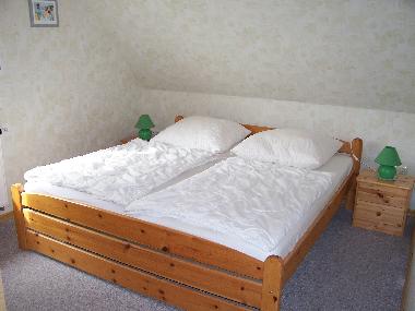 Schlafzimmer eins